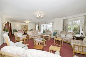 RESIDENTS LOUNGE- click for photo gallery